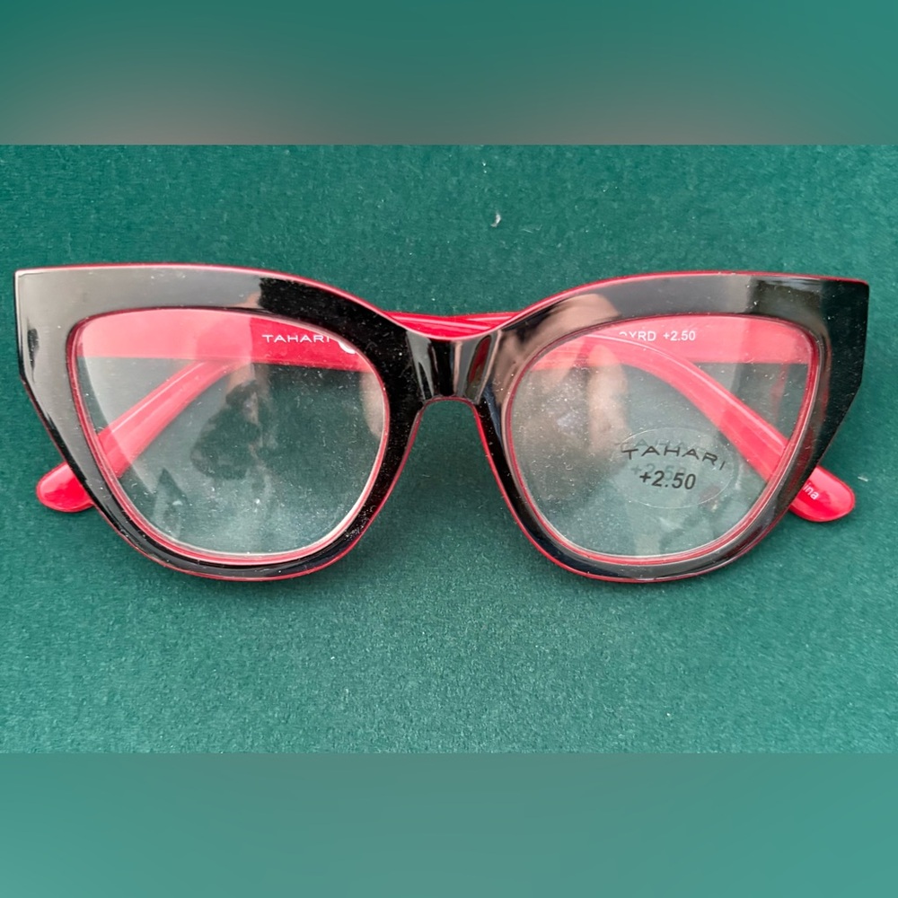 Eyeglasses